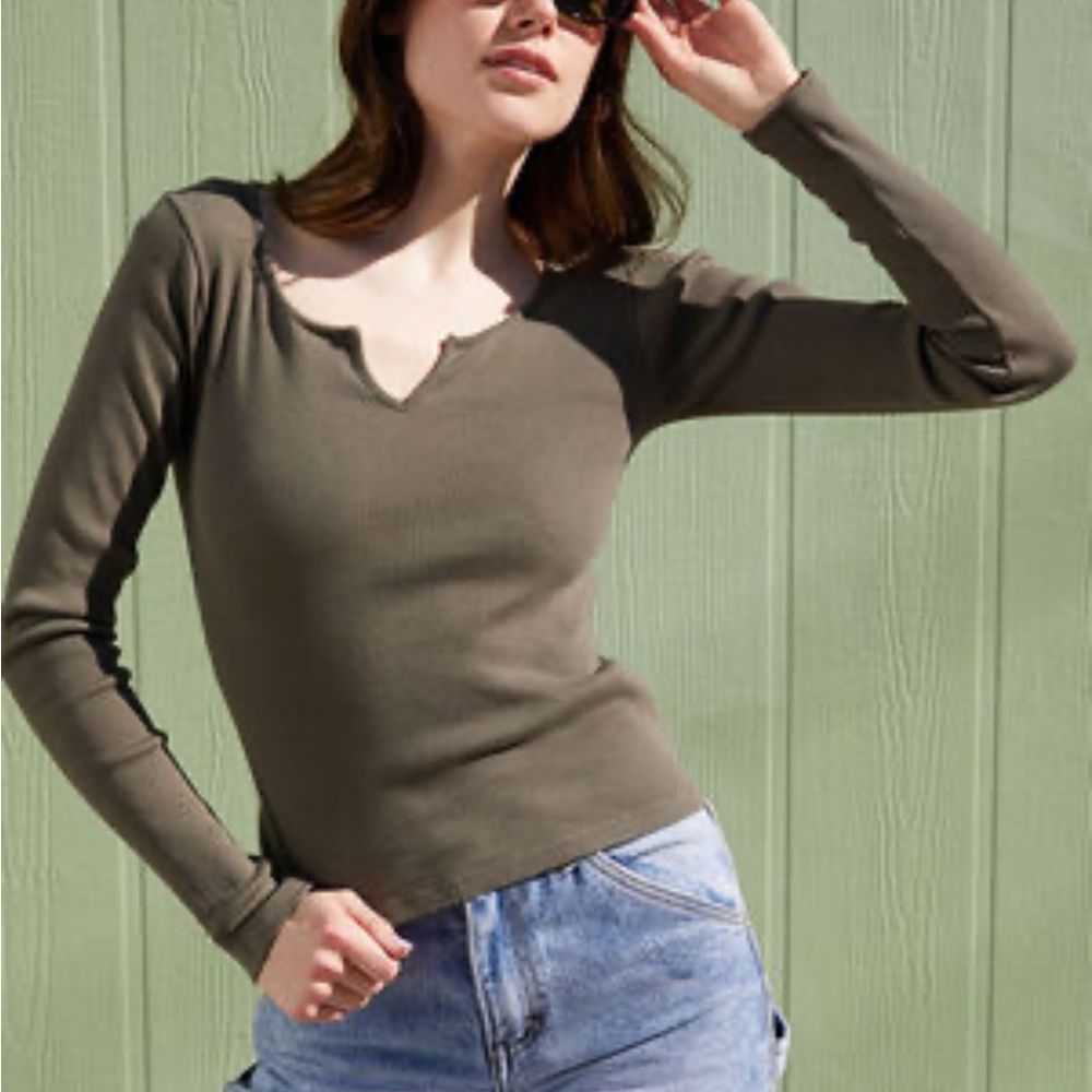 John galt Olive Richie notched ribbed Long Sleeve Top for Women